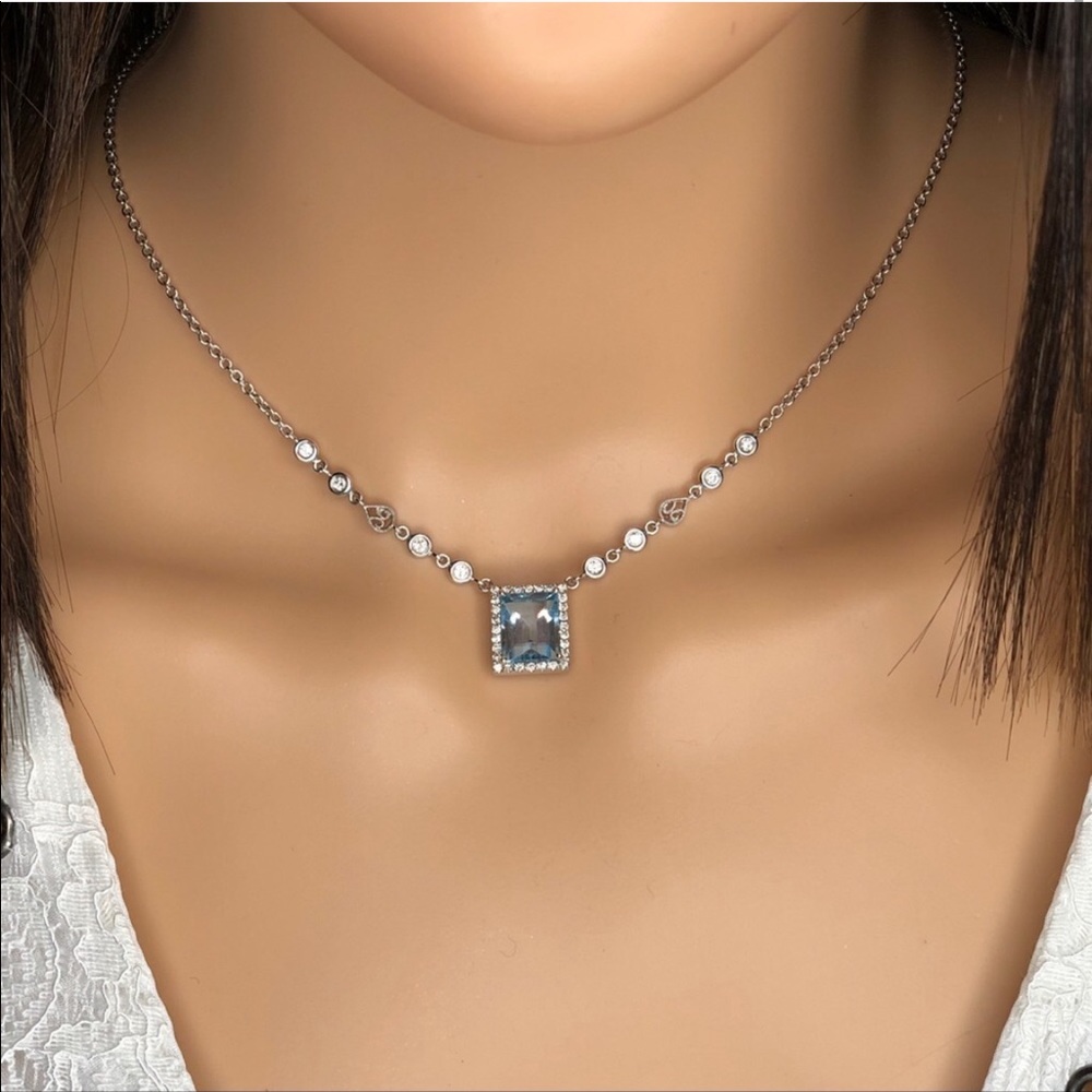 18KT Blue Topaz Diamond Necklace